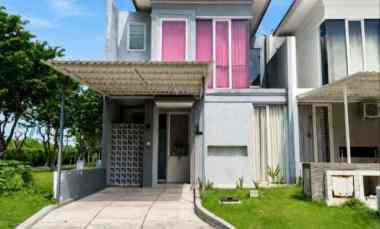 rumah long beach pakuwon city strategis siap huni