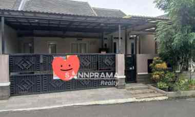 rumah luas dalam komplek bellacasa depok imelin