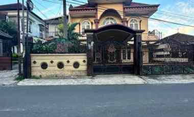 Rumah Luas dan Mewah Daerah Singosari Malang