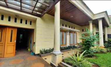 Rumah Lux,asri,hijau,pejaten,dekat Al Azhar,no Banjir