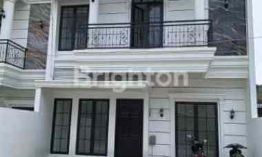 Rumah Manis, Modern, Nan Minimalis di jl. Kahfi, Jagakarsa