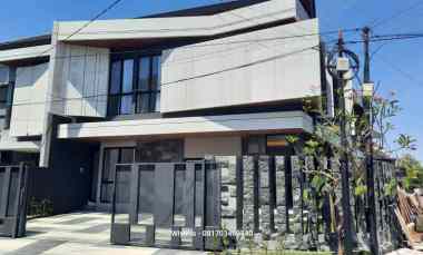 Rumah Manyar Indah dekat MERR Surabaya