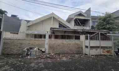 Rumah Manyar Kertoadi Hitung Tanah Strategis