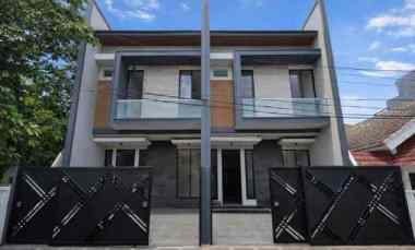 Rumah Manyar Tompotika NEW Minimalis
