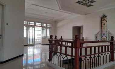 rumah margorejo indah 2 lantai