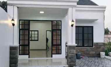 Rumah Mewah 1 Lantai dekat Alun-Alun Kota Depok