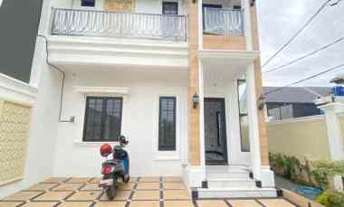 Rumah Mewah 2 Lantai Brand New di Tanah Baru Depok