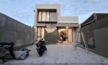 Rumah Mewah 2 Lantai Harga Terjangkau - Siap Huni 1 Unit