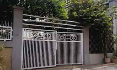 Rumah Mewah 2 Lantai Siap Huni di Meruyung Limo Depok