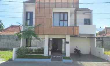 Rumah Mewah 2 Lantai,Siap Huni,di Sewon Bantul