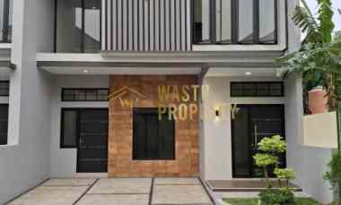 Rumah Mewah Baru Siap Huni, 2 menit ke Candi Sambisari