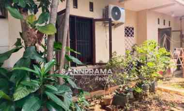 rumah mewah dan luas di mekarjaya pusat kota depok