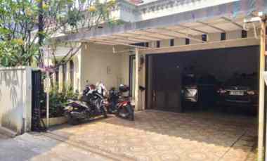 Rumah Dijual di Jln Gandaria Jakarta Selatan Jagakarsa