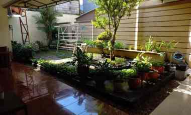 Rumah Mewah dan Strategis dekat SMP Al Hikmah Surabaya