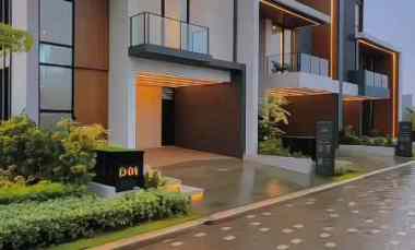 Rumah Mewah dengan Private Lift di Depok