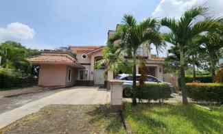 Rumah Mewah di Lippo Karawaci Tangerang