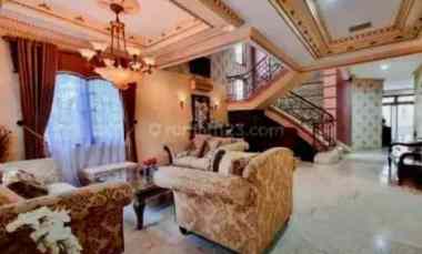 Rumah Mewah di Permata Buana Jakarta