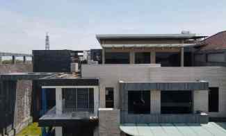 Rumah Mewah Full Marmer Imperial Beach Pakuwon City