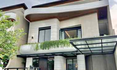 Rumah Mewah Graha Famili Family Full Perabot Lift Kpr