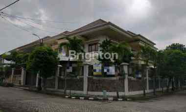 Rumah Mewah Hook Dian Istana Furnished 2 Lantai
