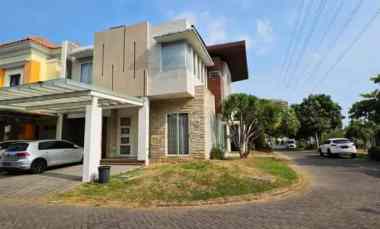Rumah Mewah Jemursari dekat Rungkut Tinggal Bawa Koper