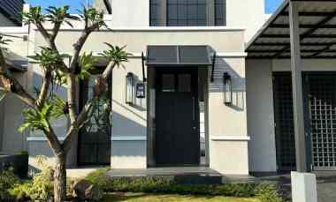 Rumah Mewah Kawasan Elit Fasilitas Umum Lengkap