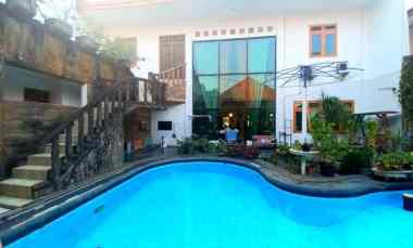 Rumah Mewah Kolam Renang Pondok Kelapa Jakarta Timur