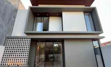 Rumah Mewah Kontemporer, 11 menit ke Kampus Ugm Jogja