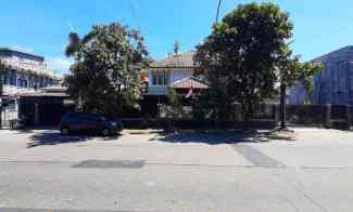 Rumah Mewah di Jalan Arcamanik Endah Kota Bandung