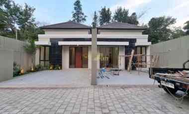 Rumah Mewah Minimalis dekat Jalan Kaliurang Kampus Uii