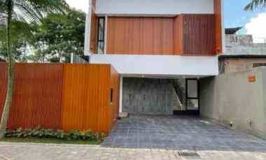 Rumah Mewah Progres Bangun dekat Kampus UGM Yogyakarta