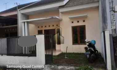 Rumah Mewah Satu Lantai Daerah Tlogomulyo Semarang