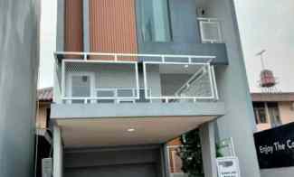 Rumah Mewah Scandinavian Pinggir Jalan Kelapa Dua