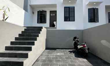 Rumah Mezzanine dekat Pasar Ciracas Jakarta Timur