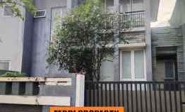 Rumah Minimalis 2 Lantai Kota Wisata Cibubur