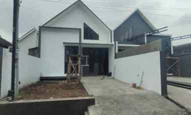 Rumah Minimalis 255 juta Karanganyar Kota