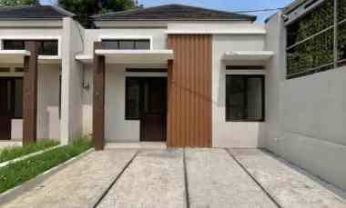 Rumah Minimalis 7 Kilometer ke Tol Jatiasih