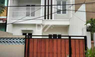 Rumah Dijual di Jl. graha raya bintaro