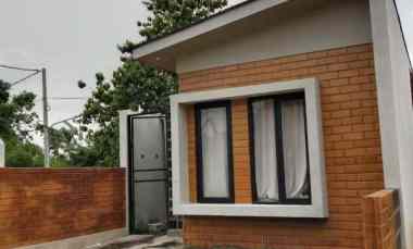 REKA Village Regency Rumah Minimalis Bernuansa Villa