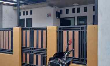 rumah minimalis plus kitchen set