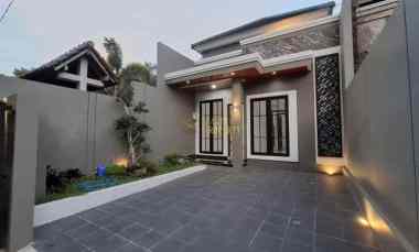 Rumah Minimalis, Siap Huni, 8 menit ke Kampus Uii Jogja