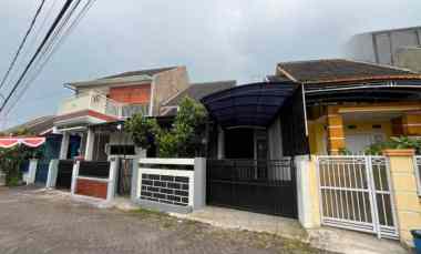 Rumah Minimalis Siap Huni di Bantaran Kota Malang