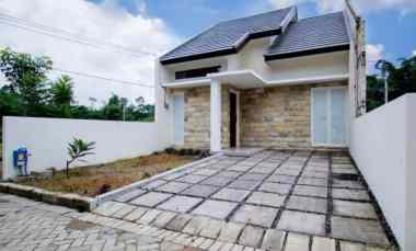 Rumah Modern 300 Jutaan Lokasi Bandulan Malang