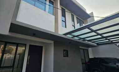 Rumah Modern Baru Gress 2 Lantai di Pondok Tjandra