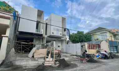 Rumah Modern di Mojoarum Dharmahusada New Furnished