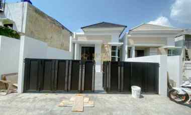 Rumah Modern Siap Huni di Utara Sd Model