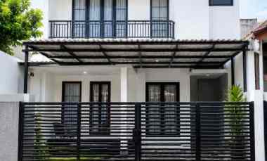 Rumah Modern Swimming Pool di Bintaro Sektor 1