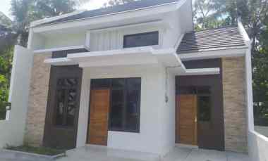 Rumah Murah Desain Modern dekat Umy