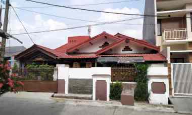 Rumah Dijual di Permata hijau