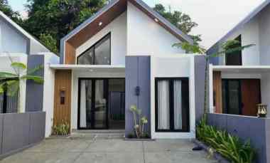 Rumah Dijual di Jl. Gandaria